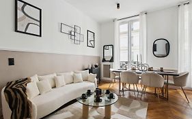 Champs Elysees Luxury 3 Bed Room